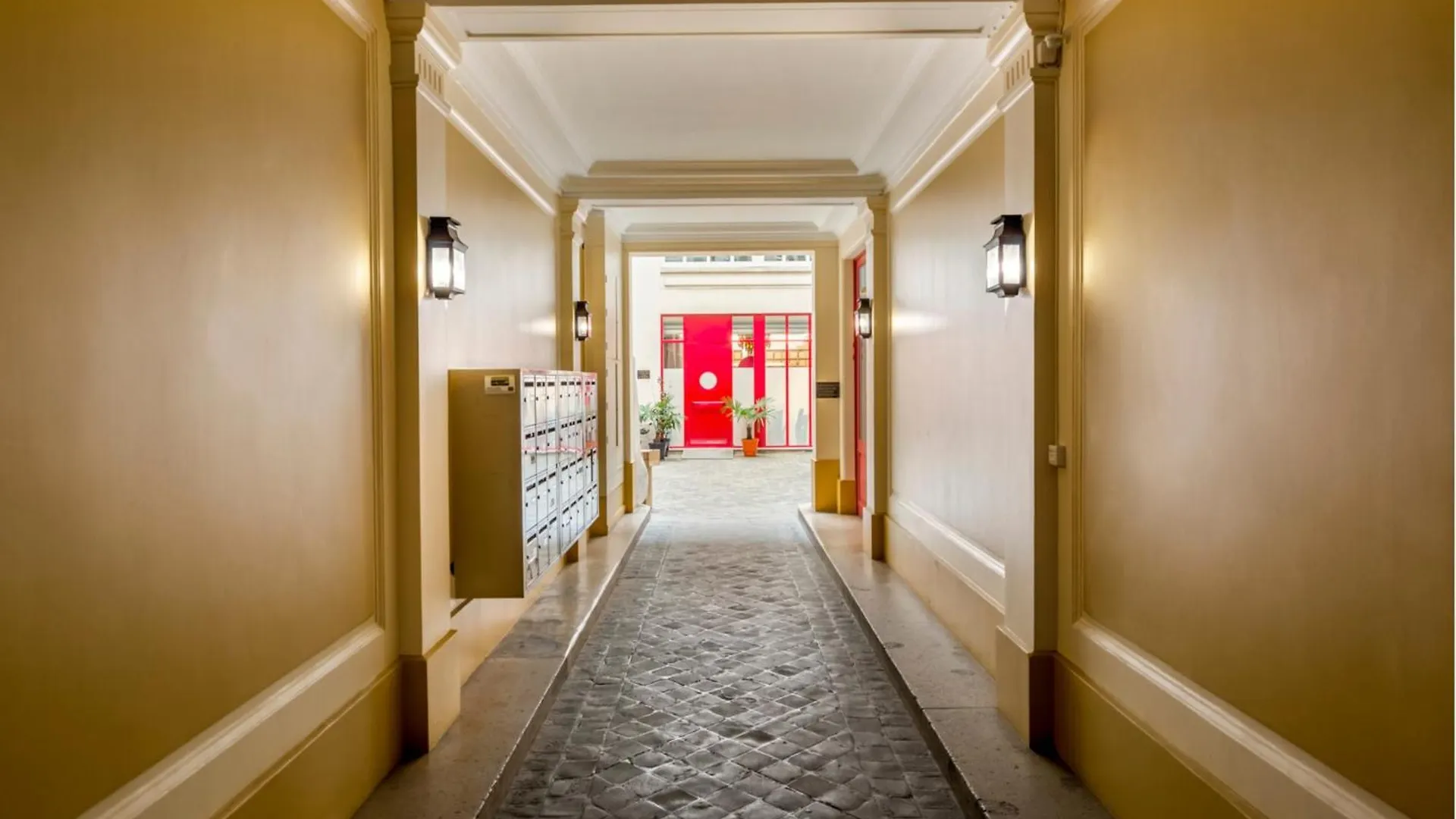 Merveil - Luxury Suite - Louvre - Rousseau Paris Apartment